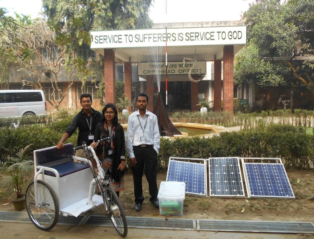太阳能电动轮椅研发团队